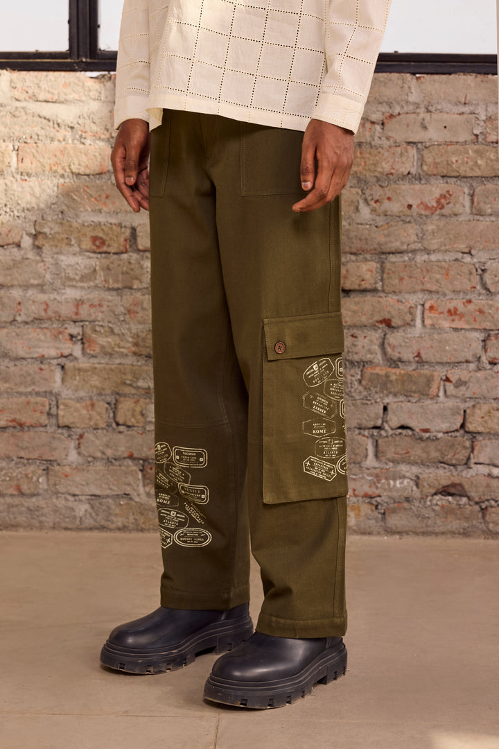 TRAVELLERS OLIVE BAGGY PANTS