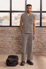 Load image into Gallery viewer, BOYLE UTILITLY VEST SET-CROCHET
